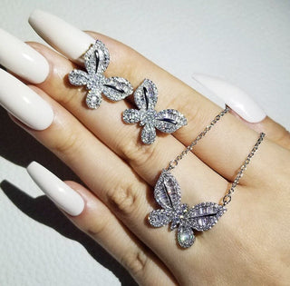 Women's Butterfly Necklace Set