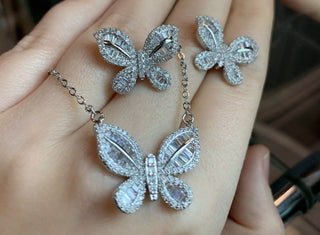 Women's Butterfly Necklace Set